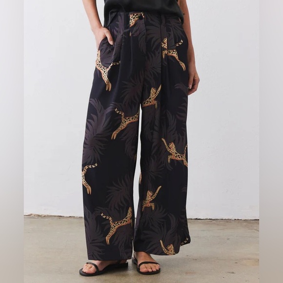 Ruti Front Pleat Wide Leg Pants in Jungle Cheetah - Picture 2 of 8